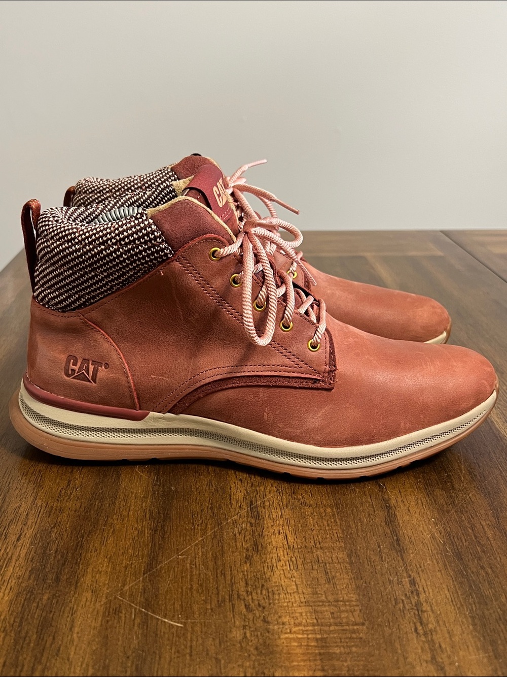 CAT Caterpillar Auburn Starstruck Mid Ankle Lace Up Boots Womens Size 10